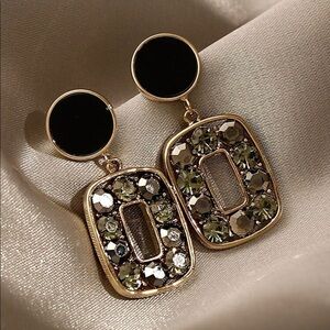 Rhinestone Decor Drop Earrings